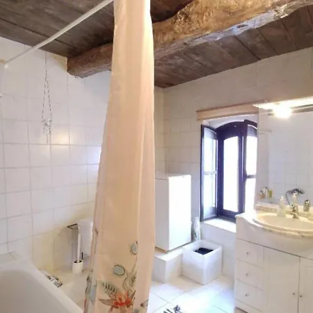 Holiday home Maison De Atypique